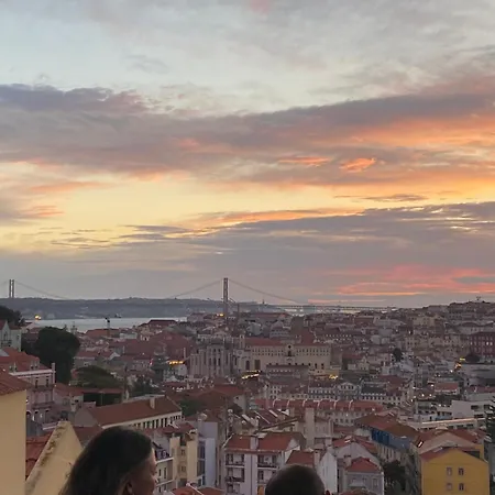 Cozy Flat In Graca شقة *